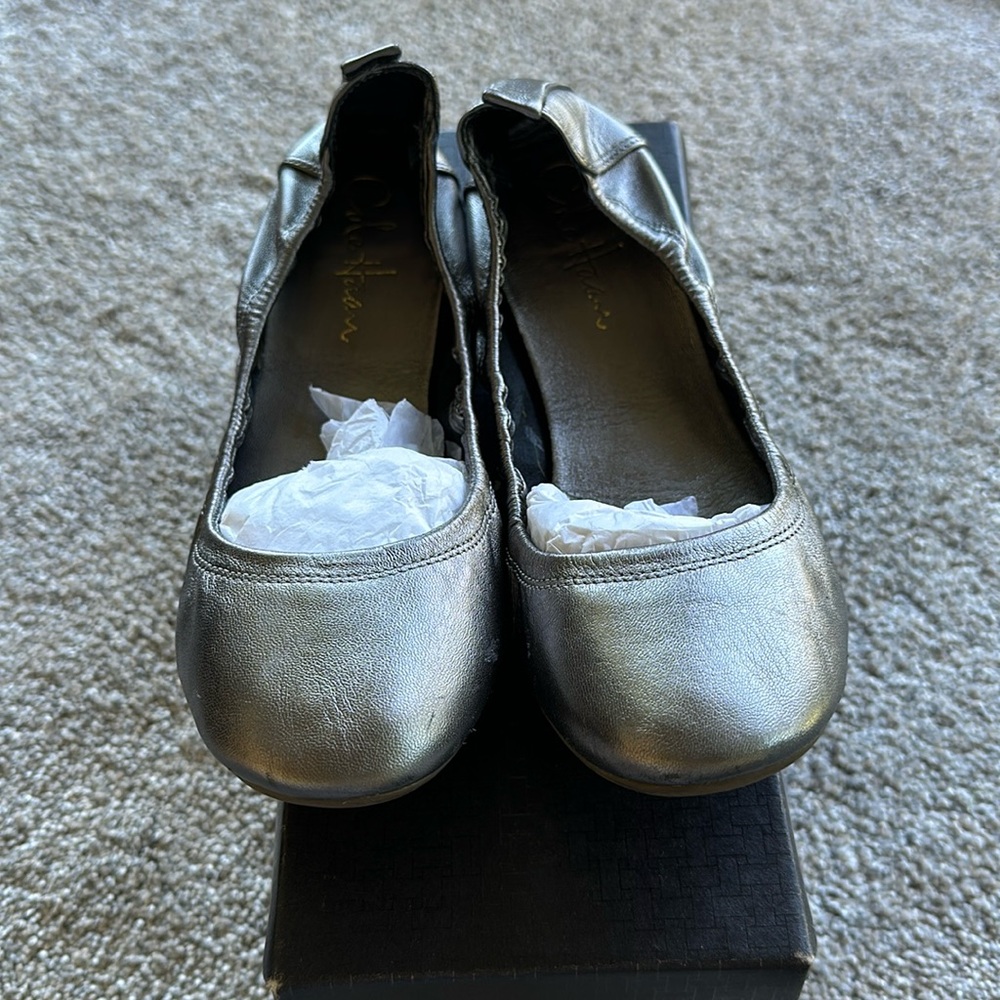 Cole Haan Nike collaboration gunmetal silver ballet flats, size 7B